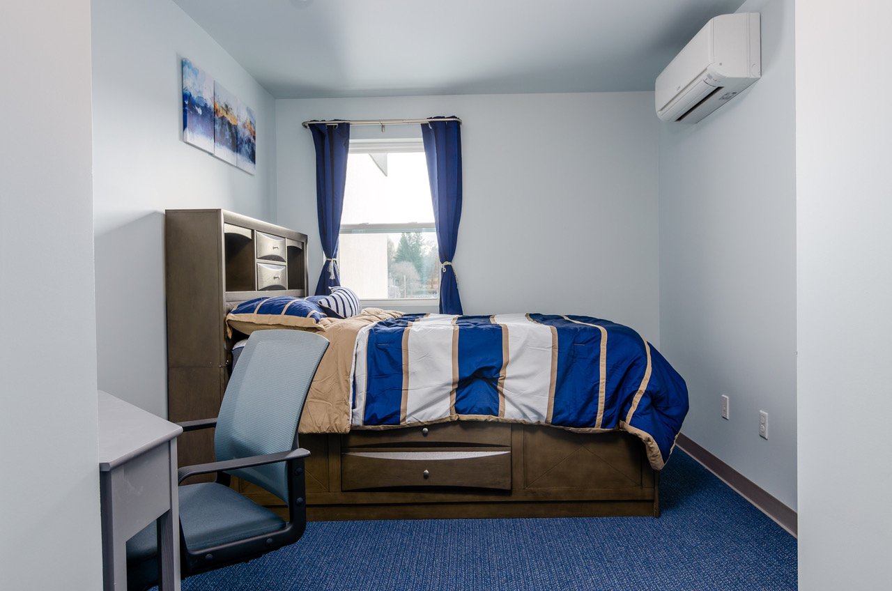 Bedroom with modern furnishings 1BR Grand Monarch