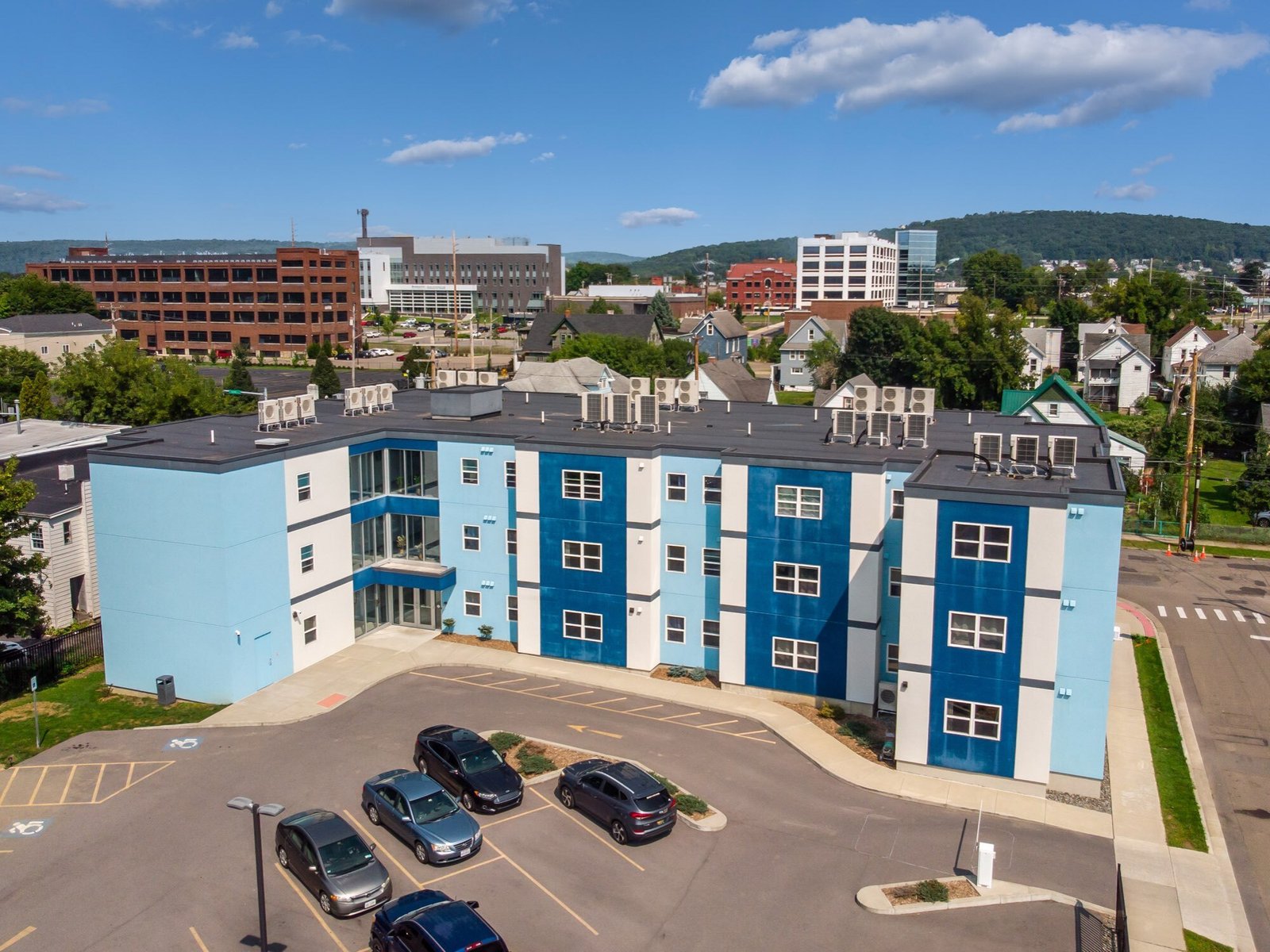 Outdoor spaces Grand Monarch luxury apartments near Binghamton
